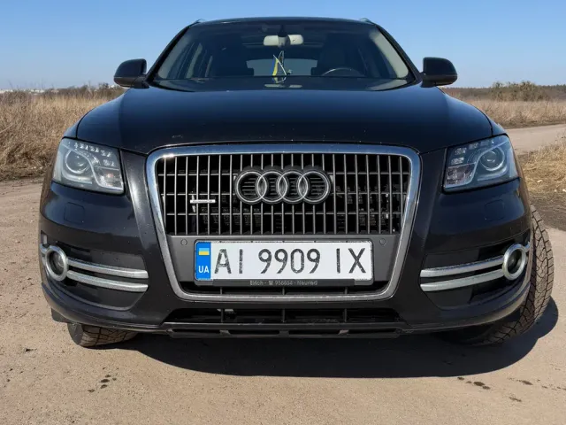 Audi Q5 - фото 2