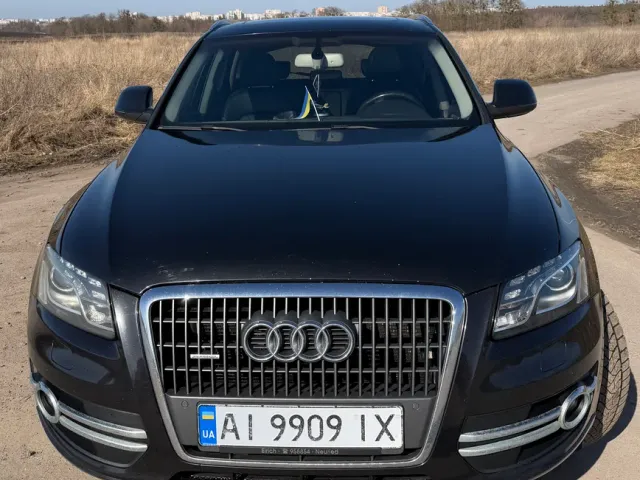 Audi Q5 - фото 1