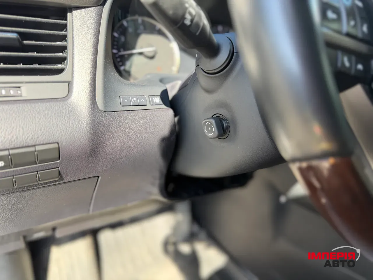 Lexus RX - фото 27