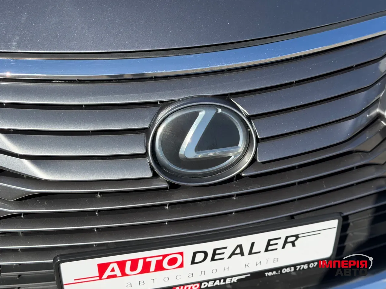 Lexus RX - фото 2