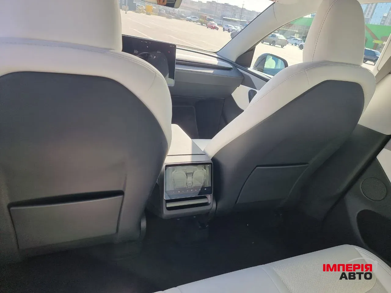 Tesla Model Y - фото 9