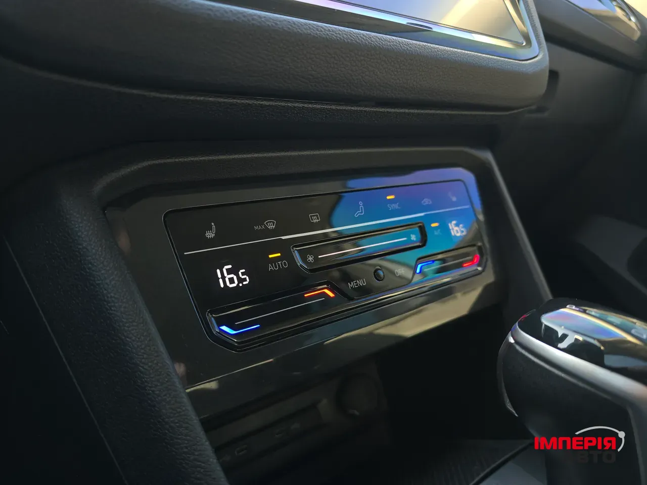 Volkswagen Tiguan R - фото 19