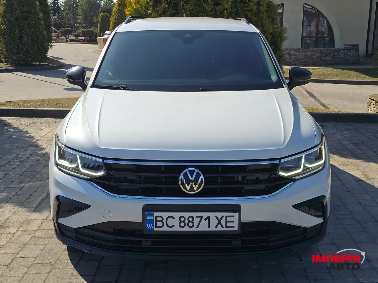 Volkswagen Tiguan R - фото 1
