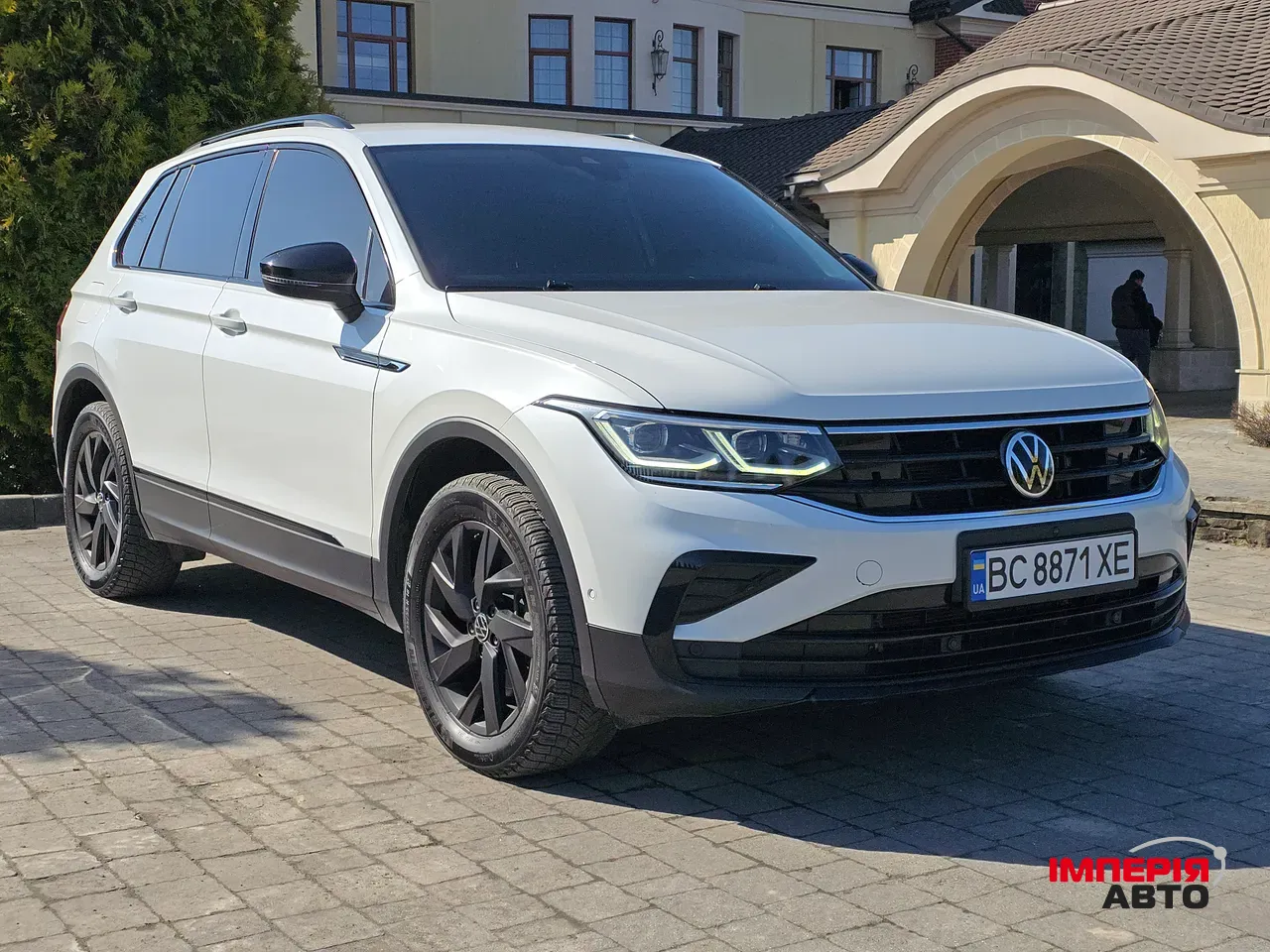 Volkswagen Tiguan R - фото 2
