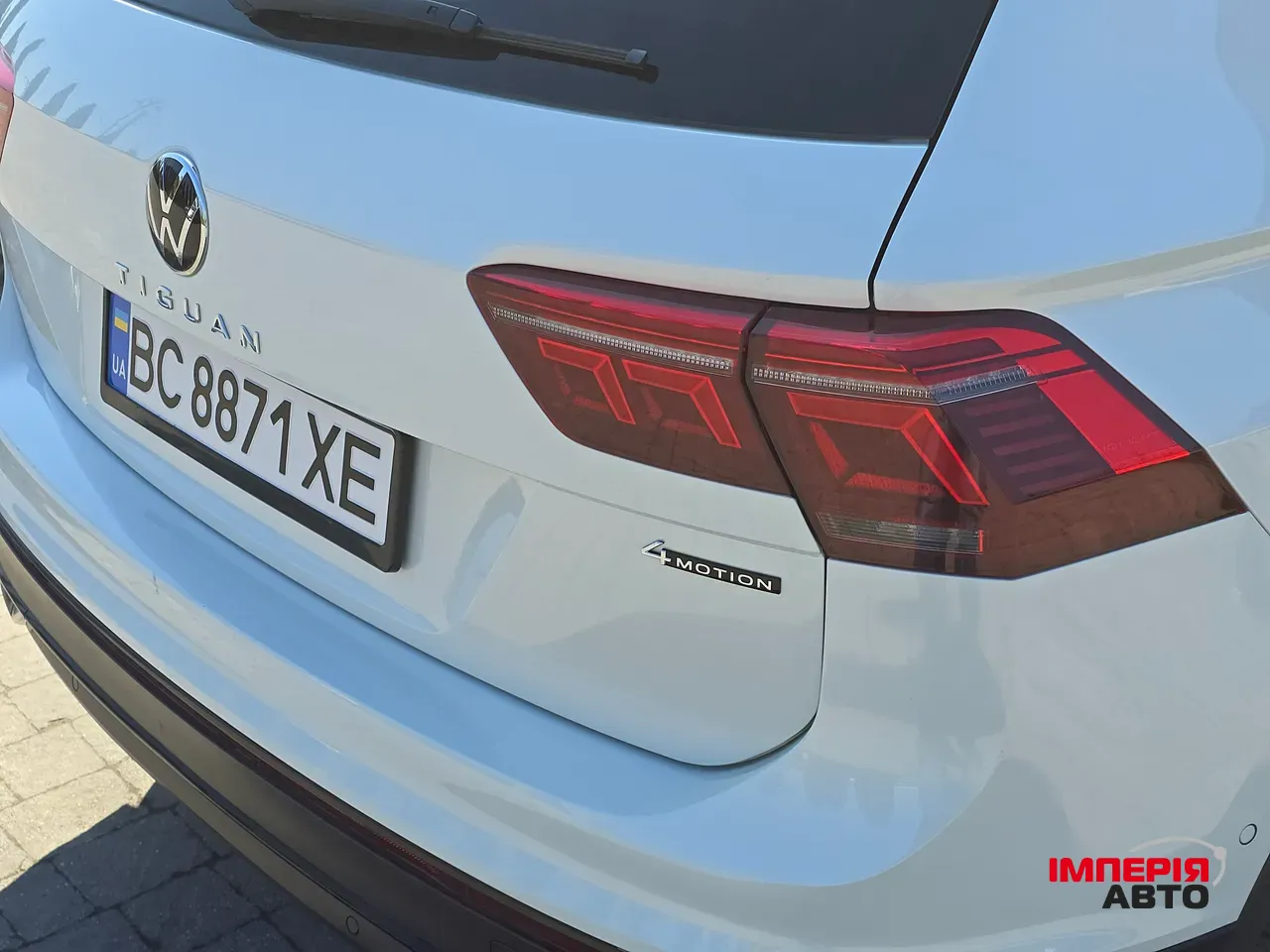 Volkswagen Tiguan R - фото 10