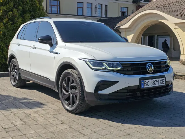Volkswagen Tiguan R - фото 2