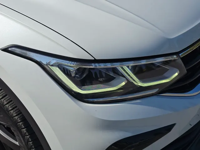 Volkswagen Tiguan R - фото 4