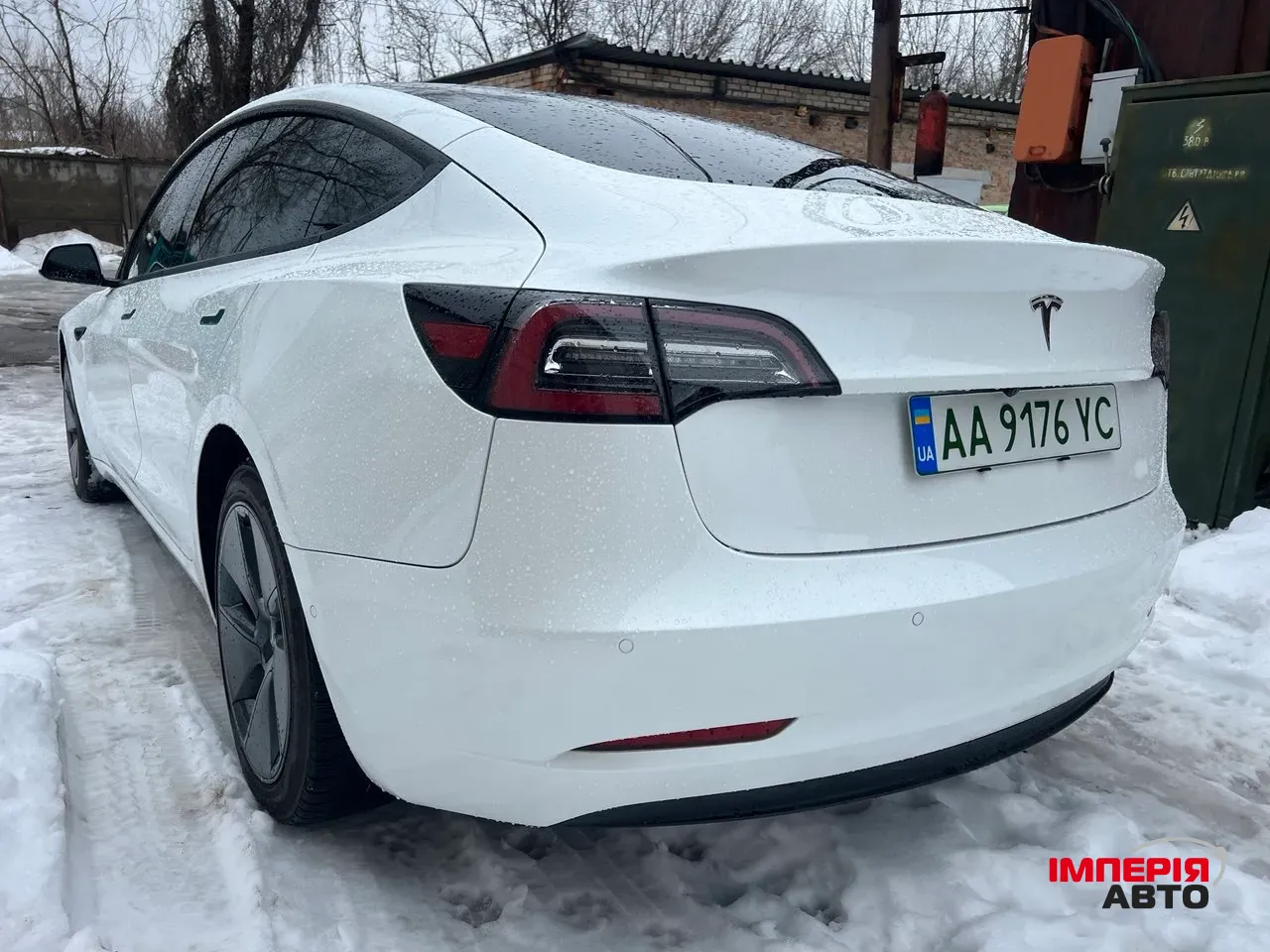 Tesla Model 3 - фото 3