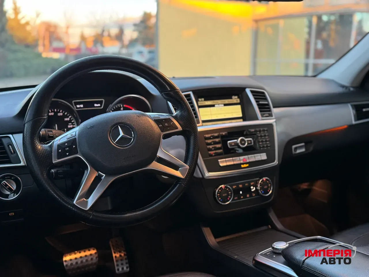 Mercedes-Benz M-Класс - фото 16