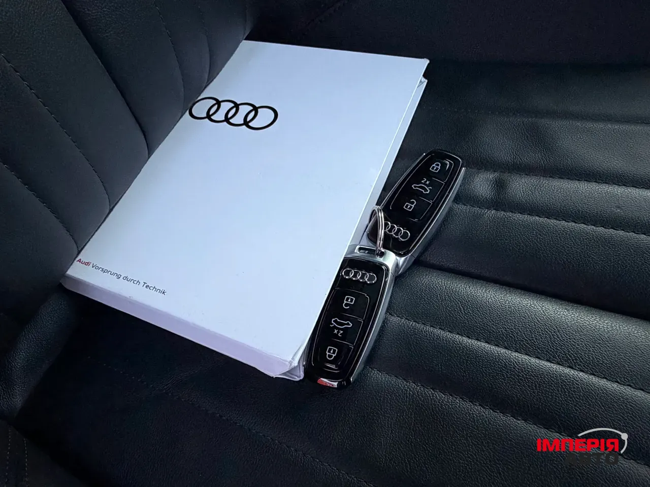 Audi e-tron - фото 32