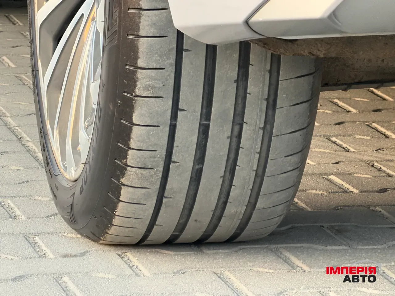 Audi e-tron - фото 9