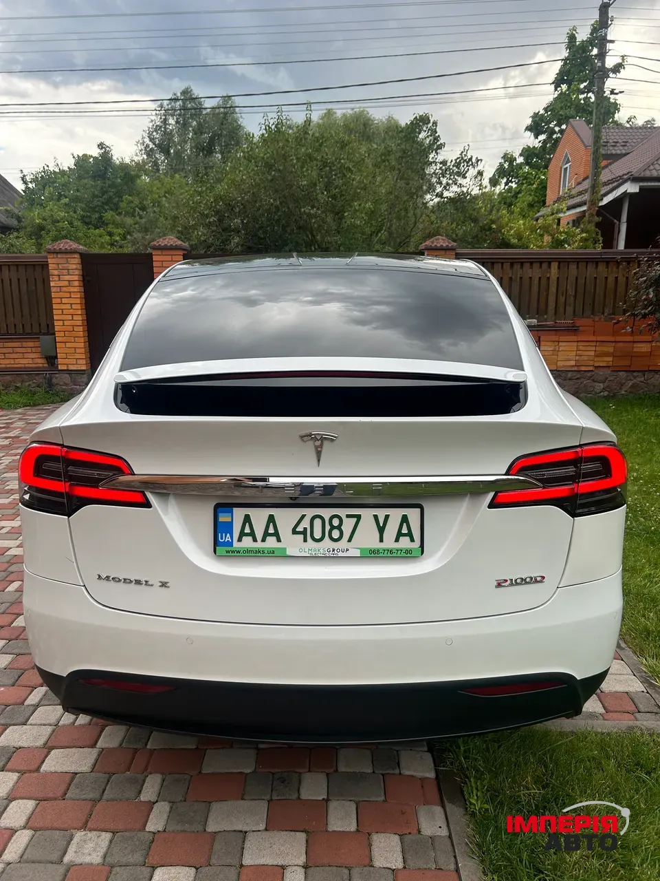 Tesla Model X - фото 8