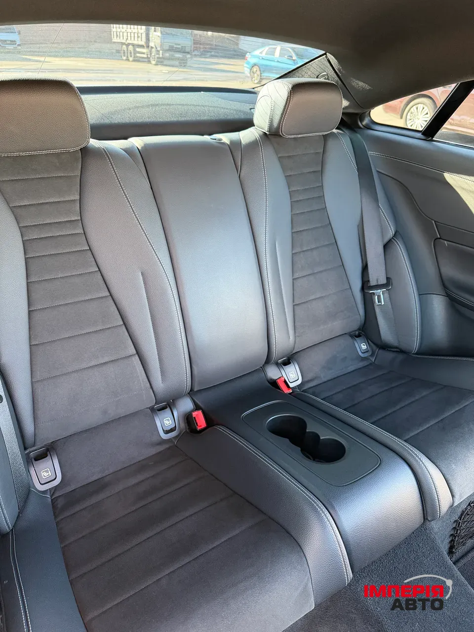 Mercedes-Benz E-Класс - фото 19