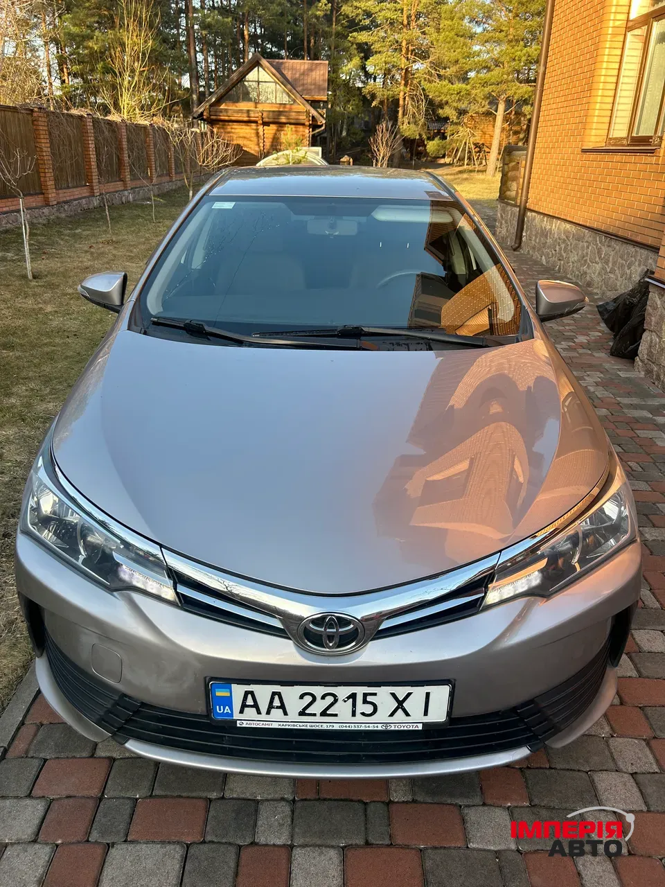 Toyota Corolla - фото 1