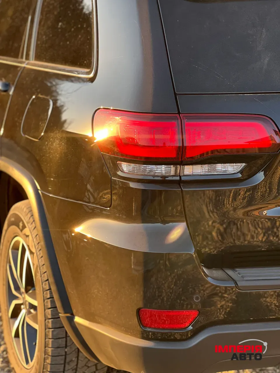 Jeep Grand Cherokee - фото 13