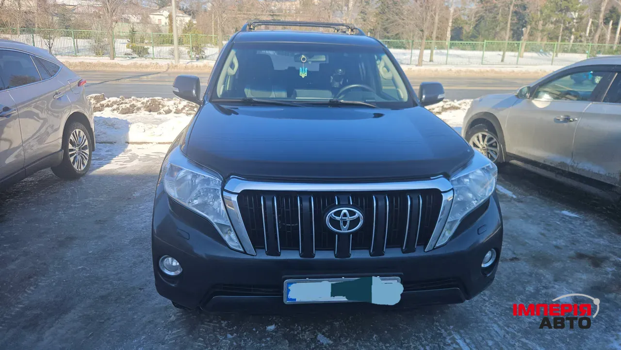 Toyota Land Cruiser Prado - фото 3