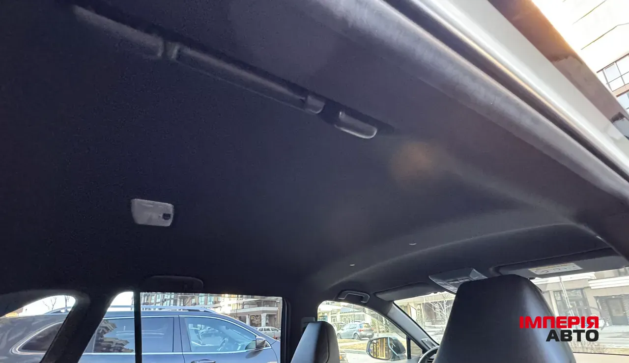 Toyota RAV4 - фото 10