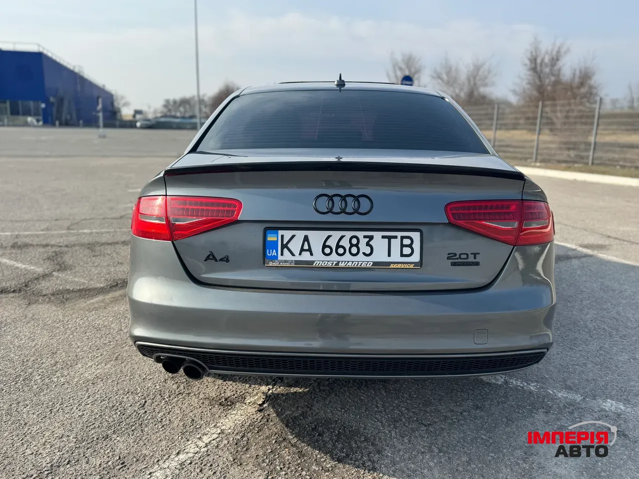 Audi A4 - фото 18