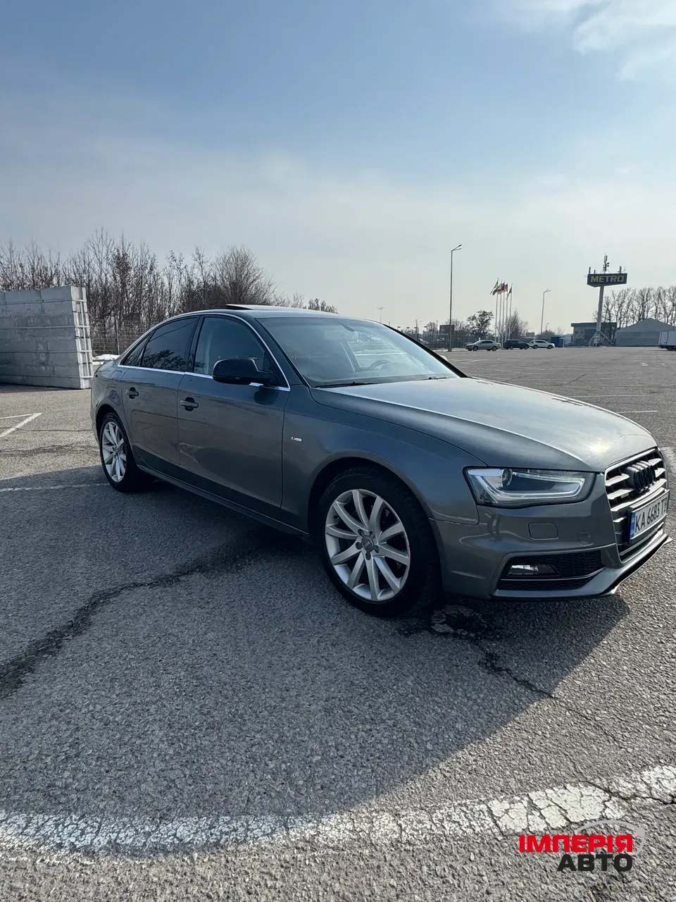 Audi A4 - фото 15