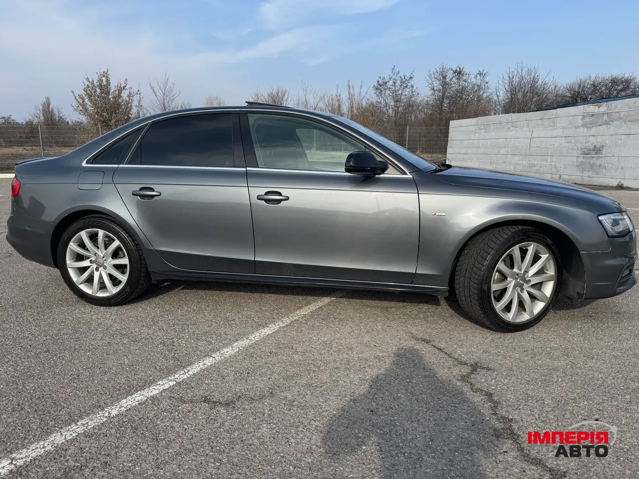 Audi A4 - фото 3