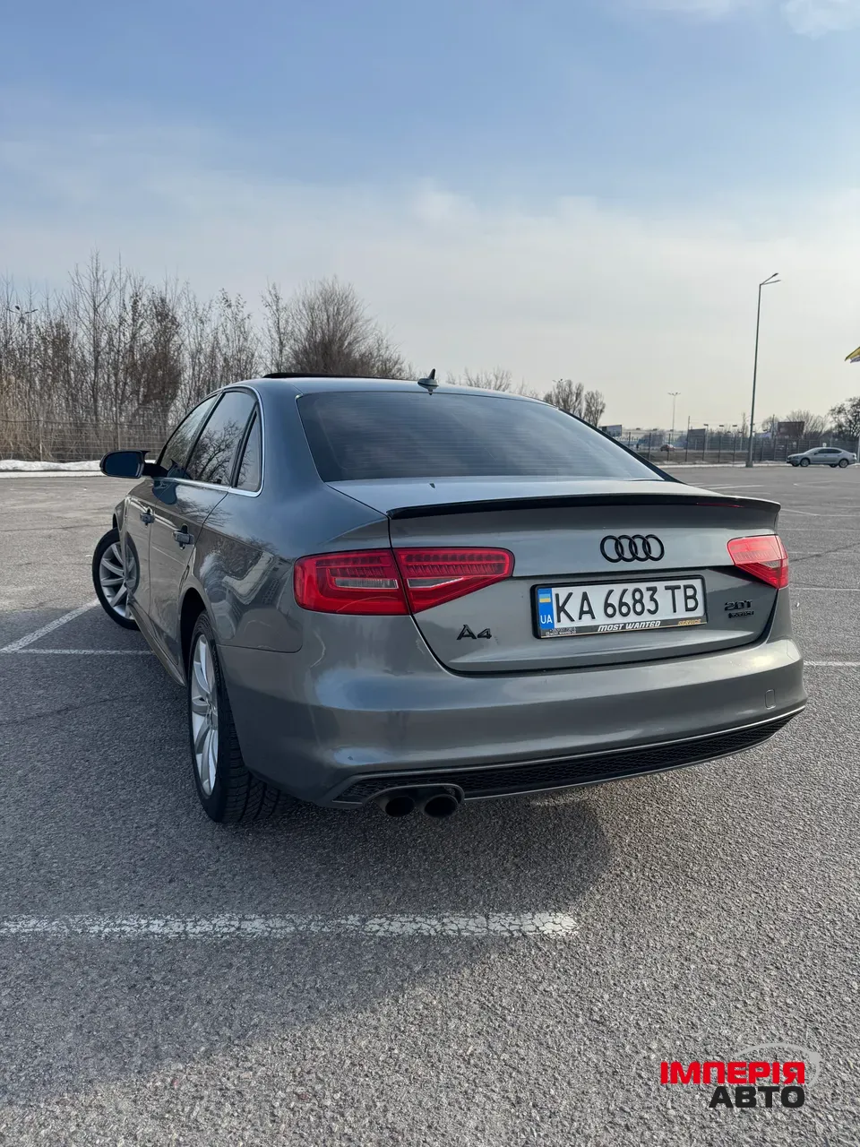 Audi A4 - фото 6