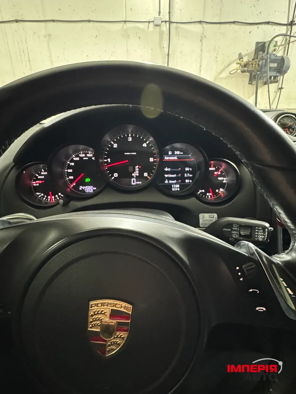 Porsche Cayenne - фото 12