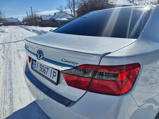 Toyota Camry - фото 5