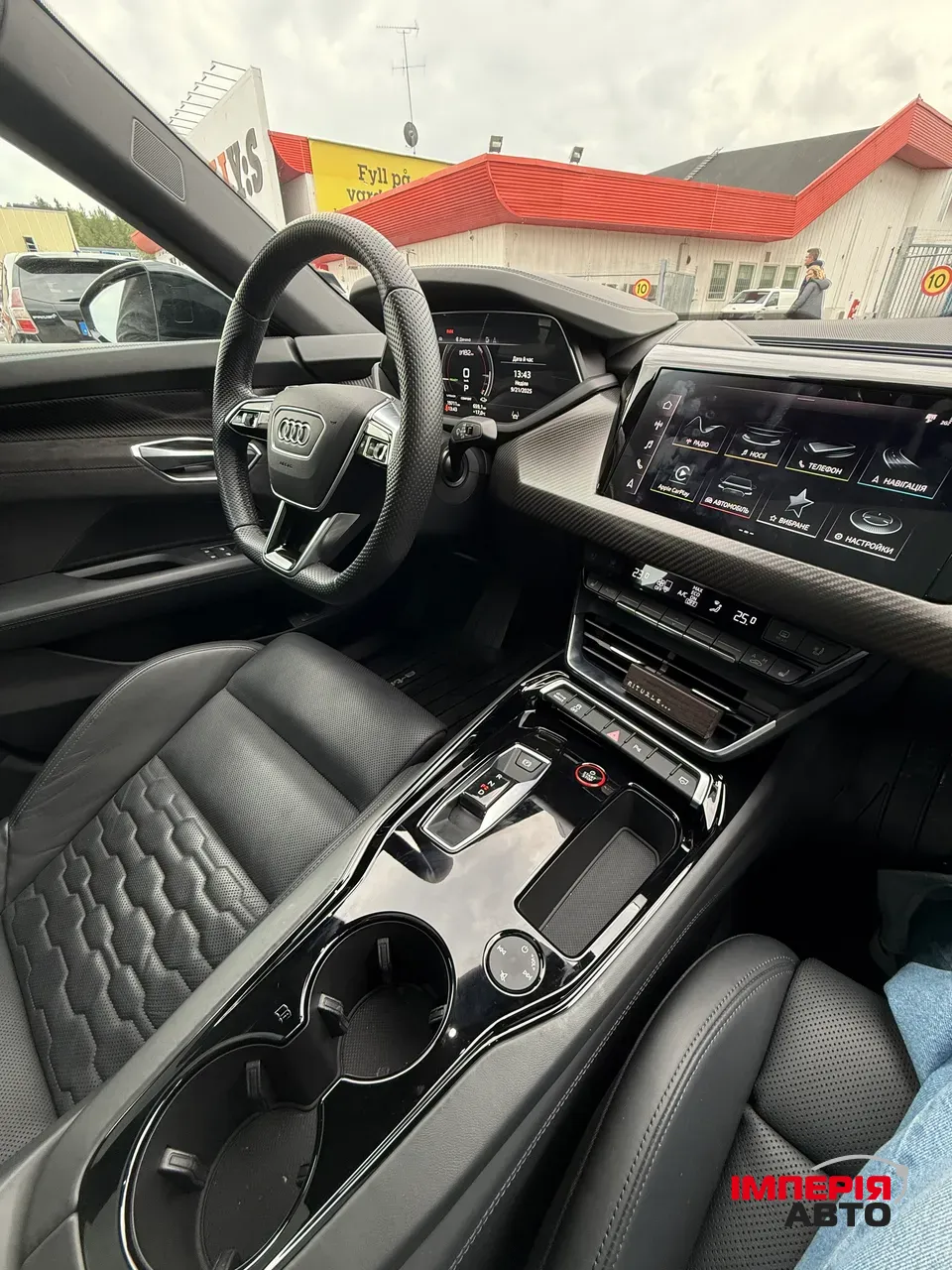 Audi e-tron GT - фото 40