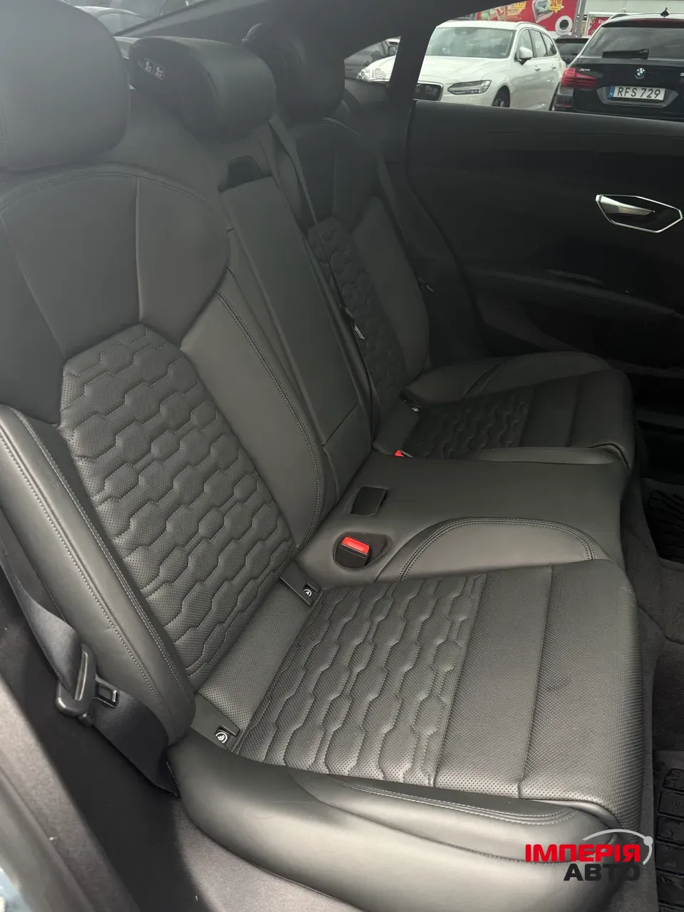 Audi e-tron GT - фото 32