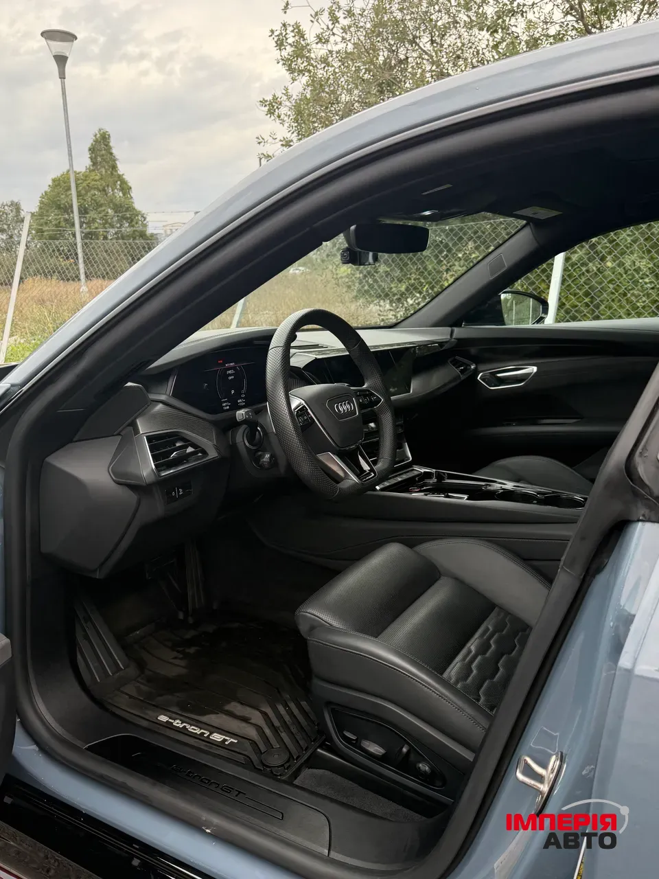 Audi e-tron GT - фото 17