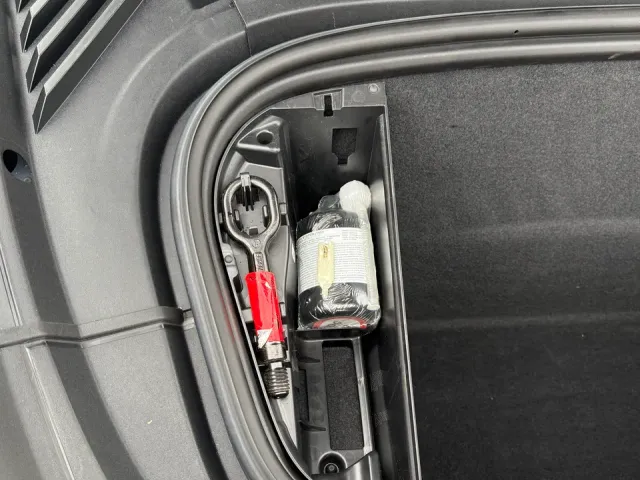 Audi e-tron GT - фото 5