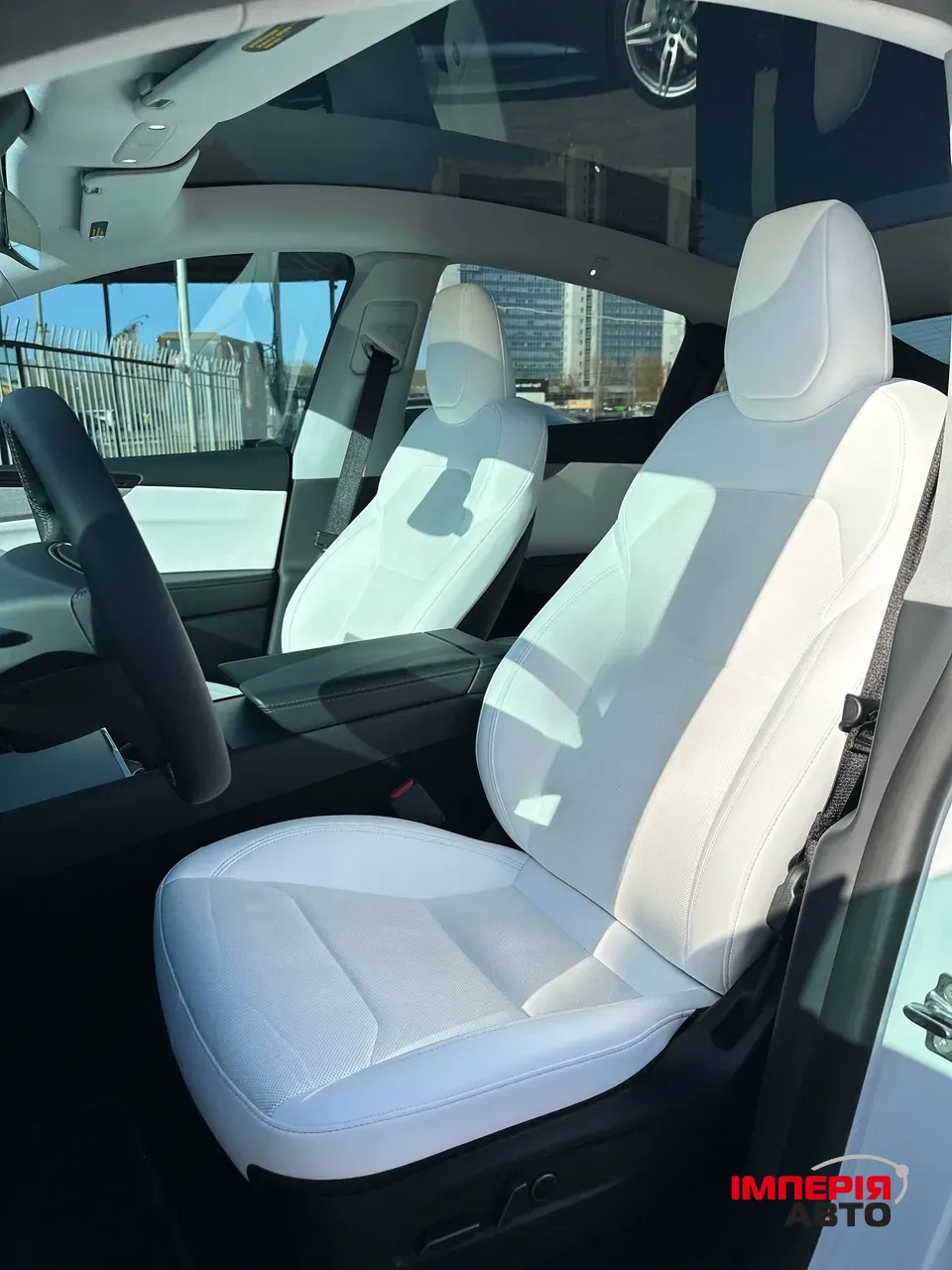 Tesla Model Y - фото 10