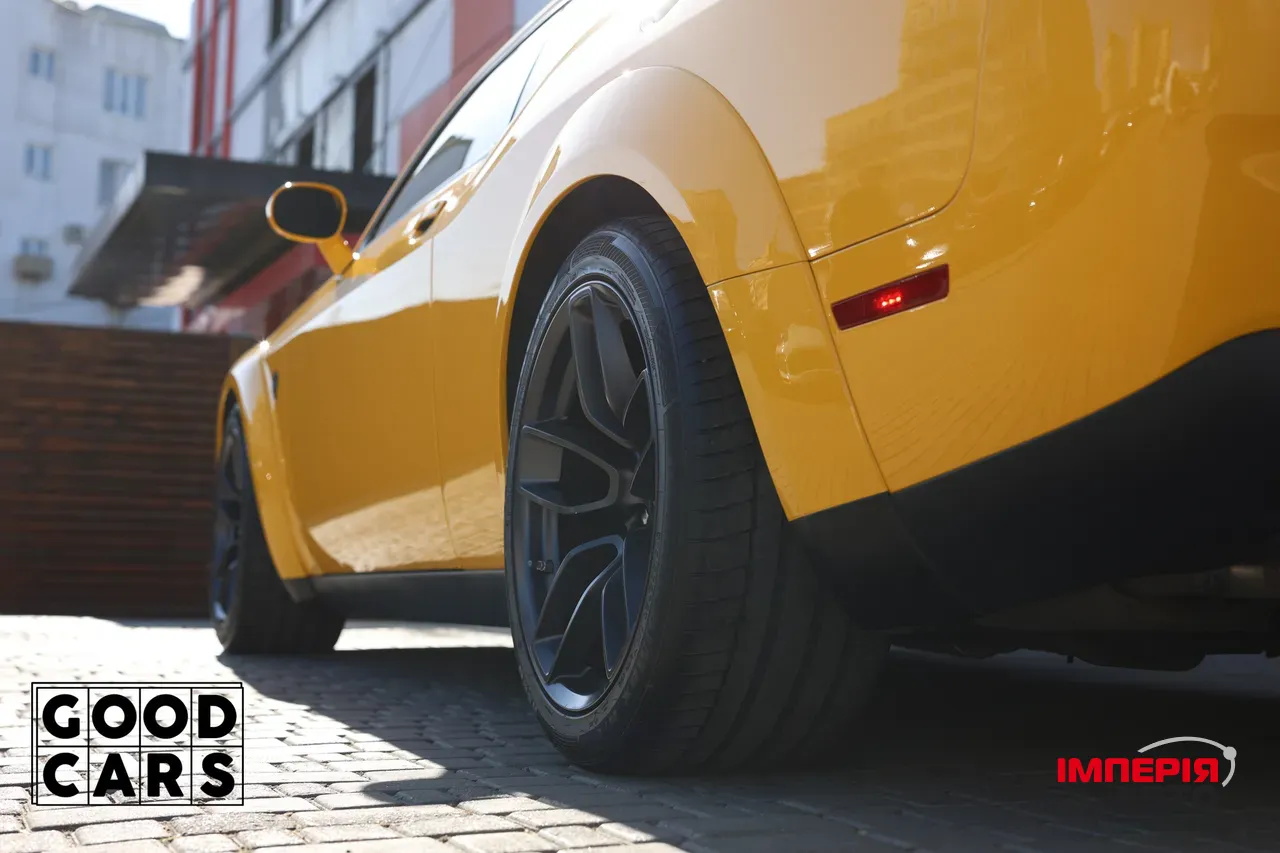 Dodge Challenger - фото 15