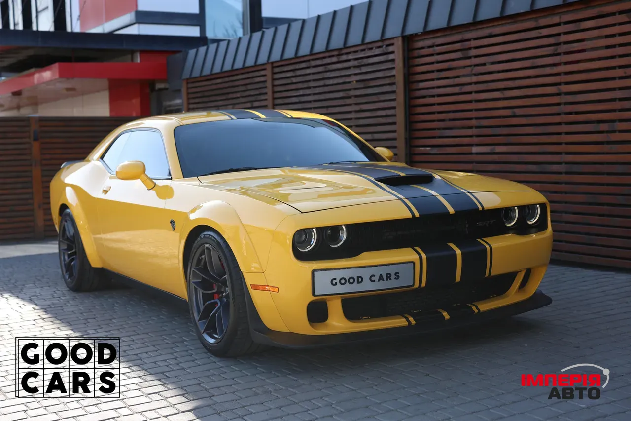 Dodge Challenger - фото 8