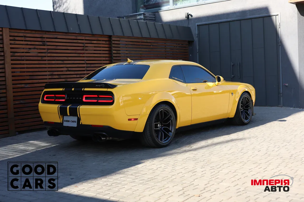 Dodge Challenger - фото 6