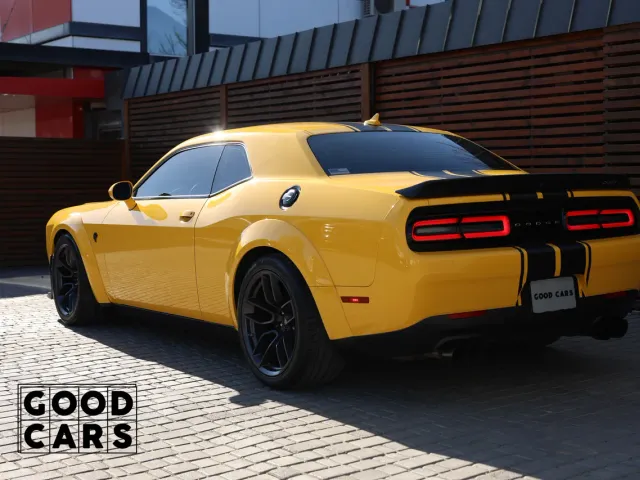 Dodge Challenger - фото 4