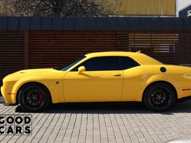 Dodge Challenger - фото 3