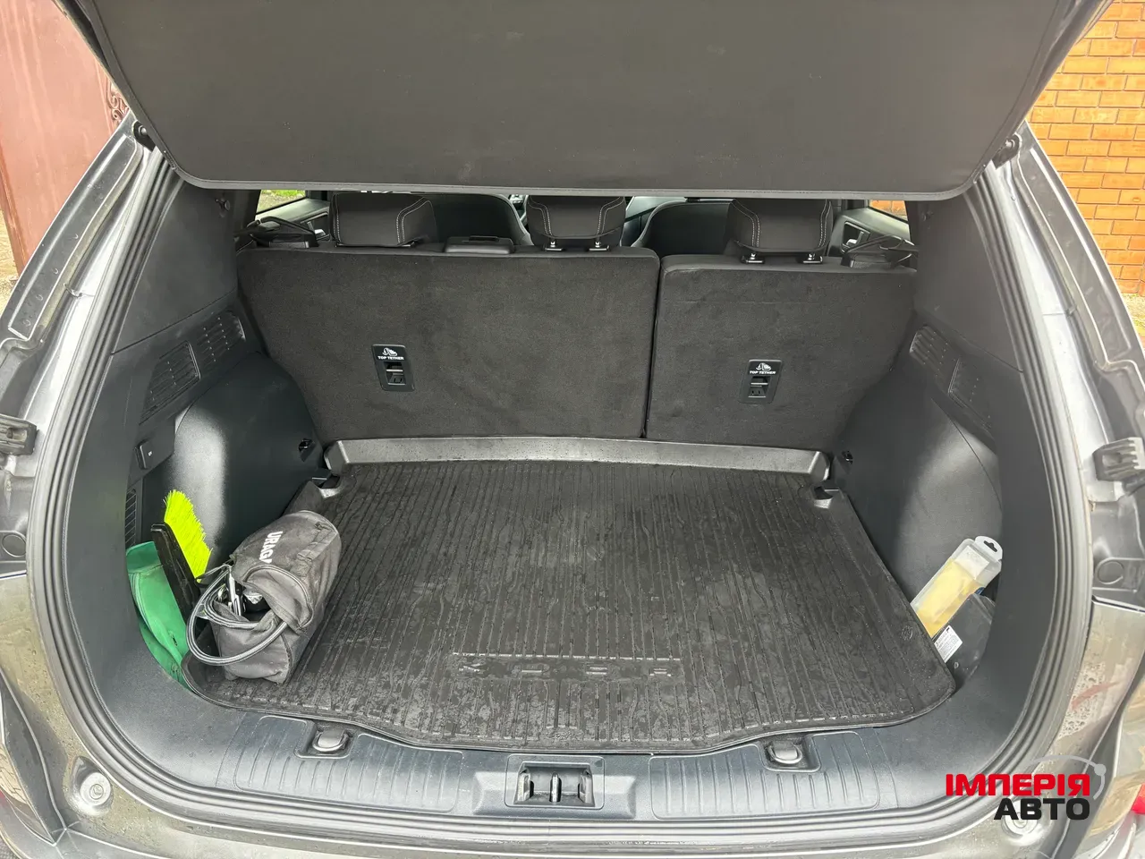 Ford Kuga - фото 12