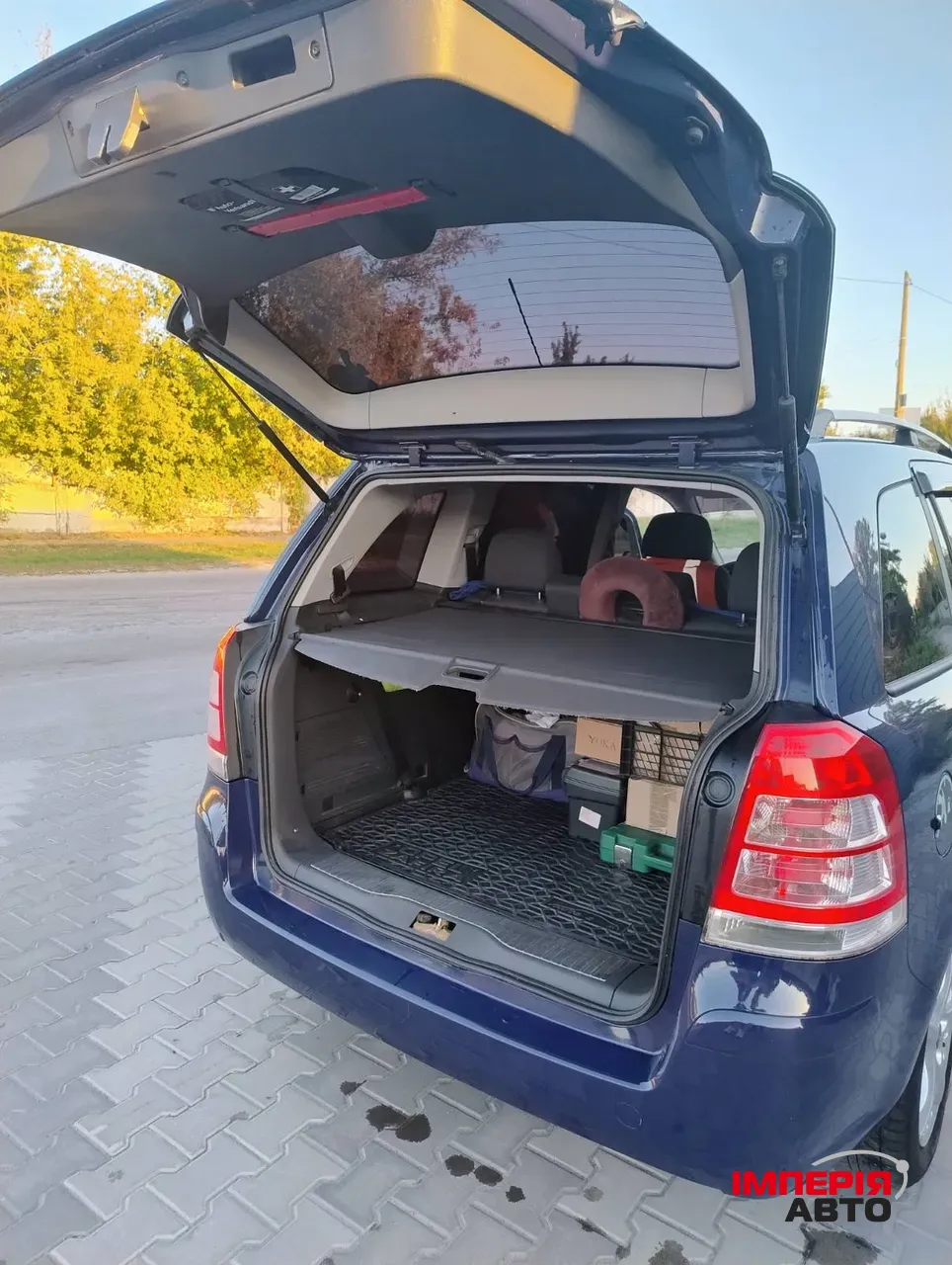 Opel Zafira - фото 14