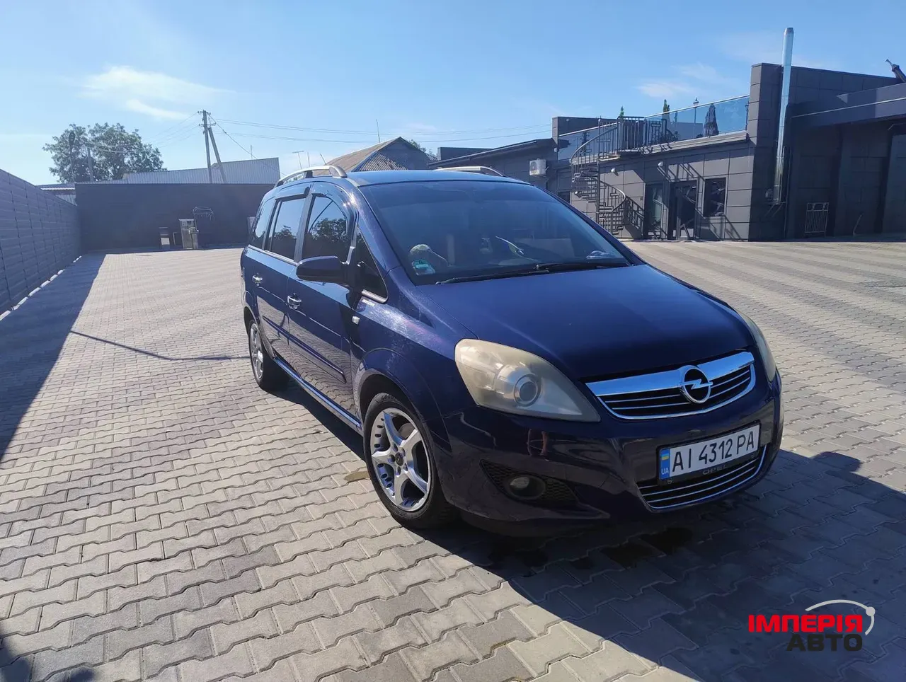 Opel Zafira - фото 7
