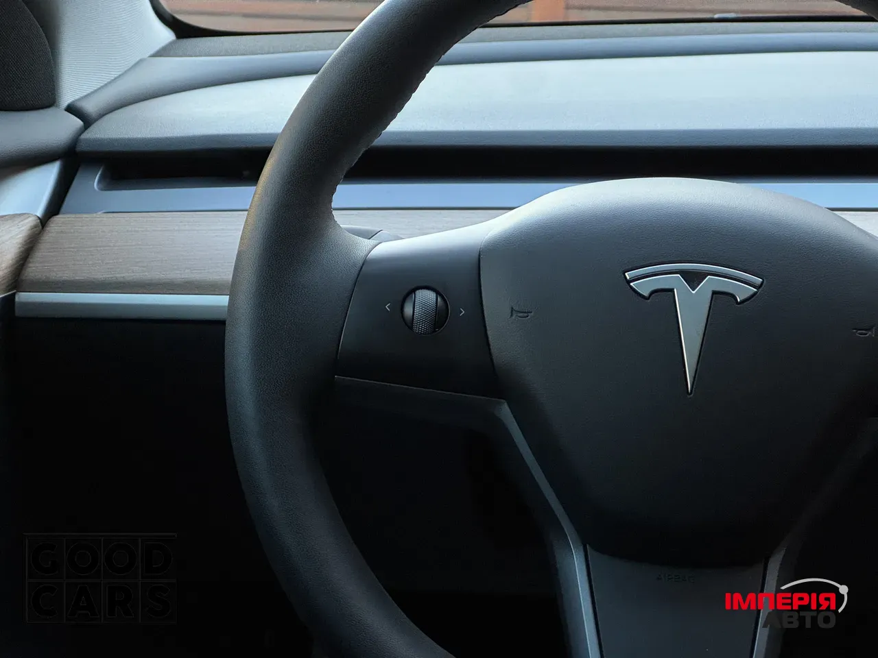 Tesla Model 3 - фото 32