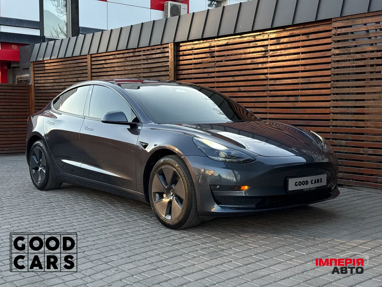 Tesla Model 3 - фото 9