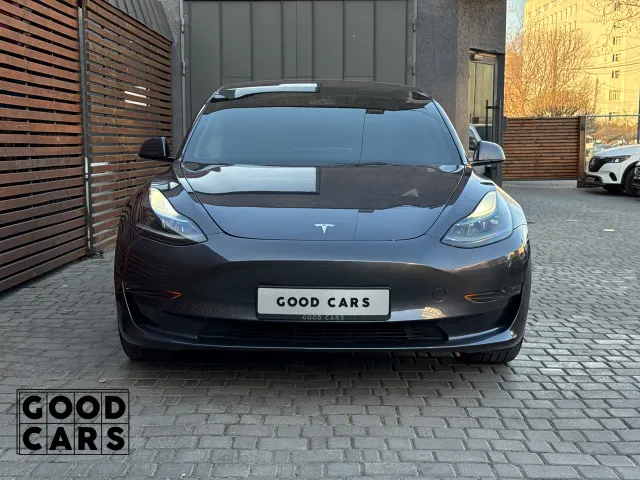 Tesla Model 3 - фото 2
