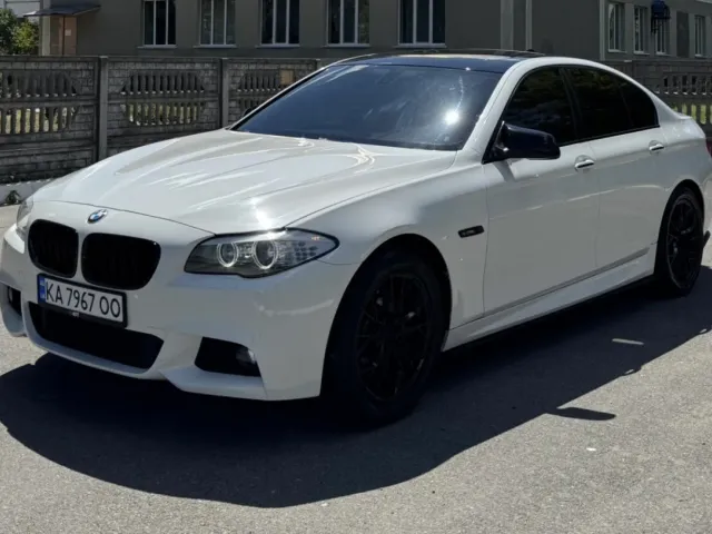 BMW 5 серії - фото 2