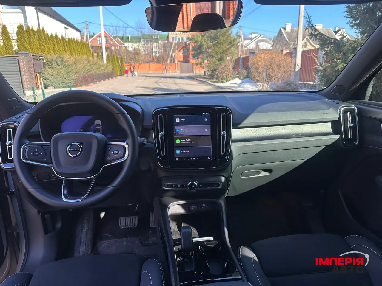 Volvo XC40 - фото 6