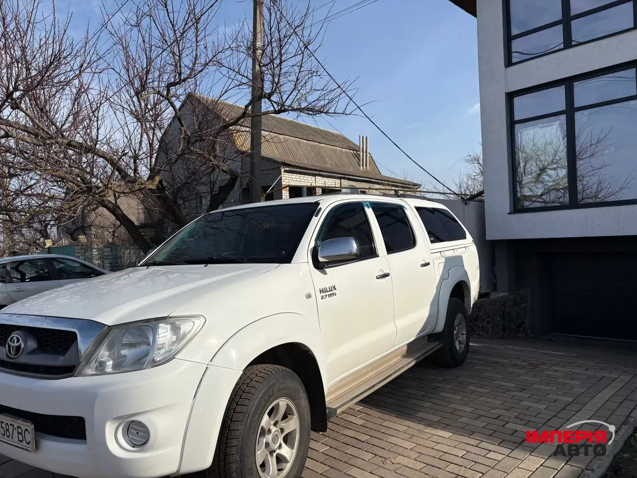 Toyota Hilux - фото 8