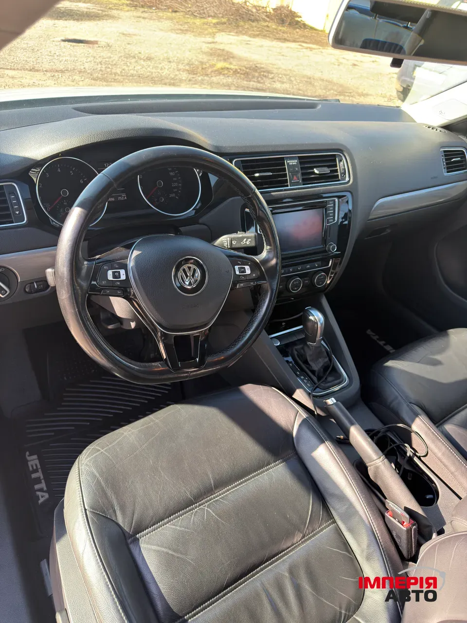 Volkswagen Jetta - фото 6