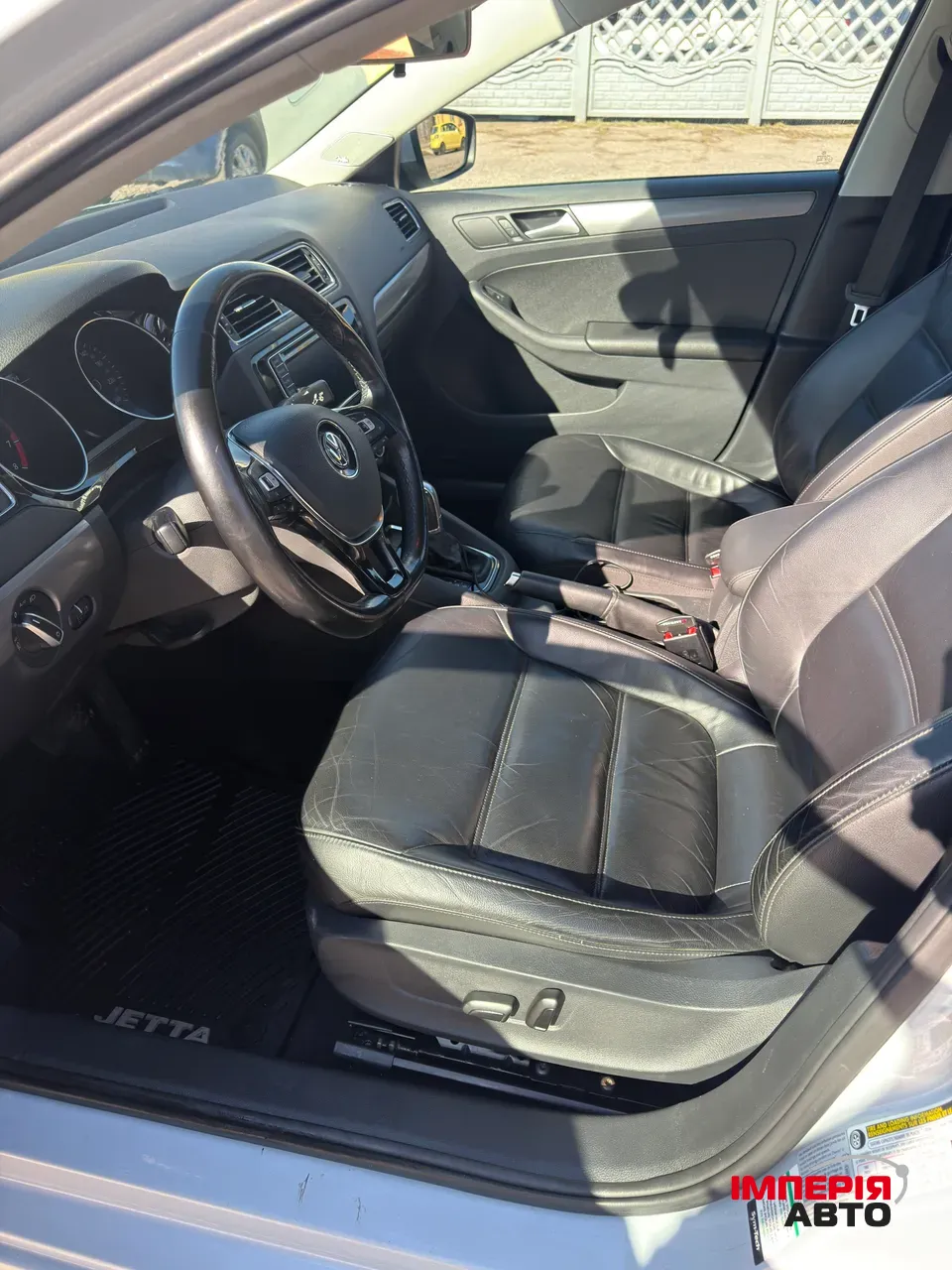 Volkswagen Jetta - фото 5