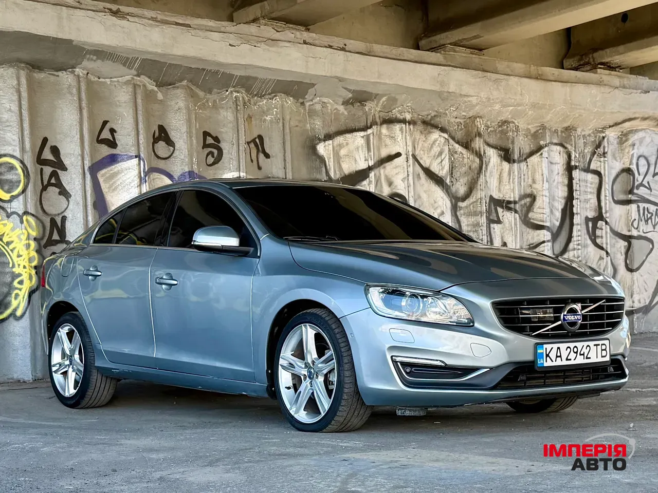 Volvo S60 - фото 2