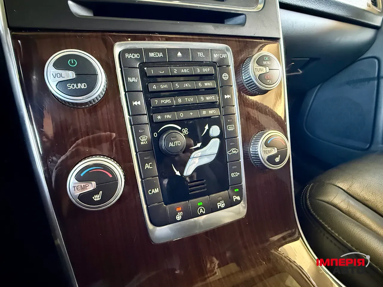 Volvo S60 - фото 9